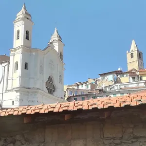 https://casa-margherita-ceriana.hotelitalianriviera.com